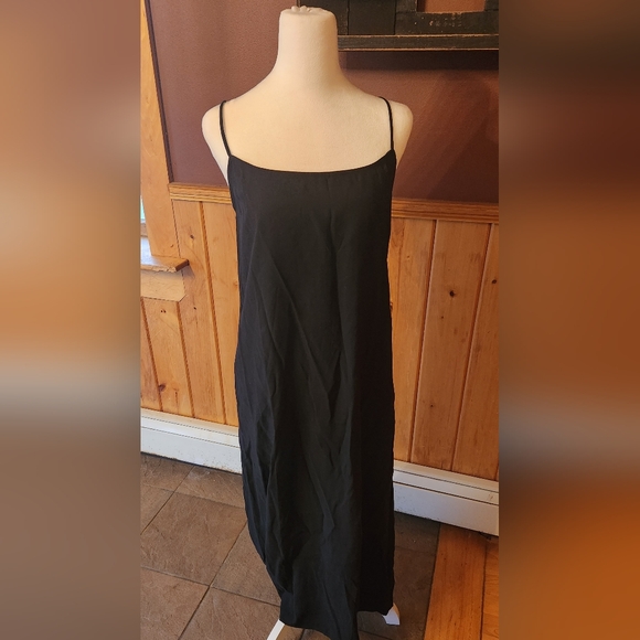 Calvin Klein Dresses & Skirts - CALVIN KLEIN Black Midi Sleeveless Dress Size Small